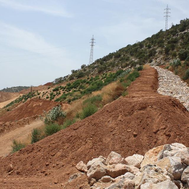 Levantamiento Topográfico y Formación de drenajes en el Vallès Oriental